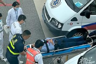 太阳报：一名57岁男子在曼城主场外1公里处遭肇事逃逸案件